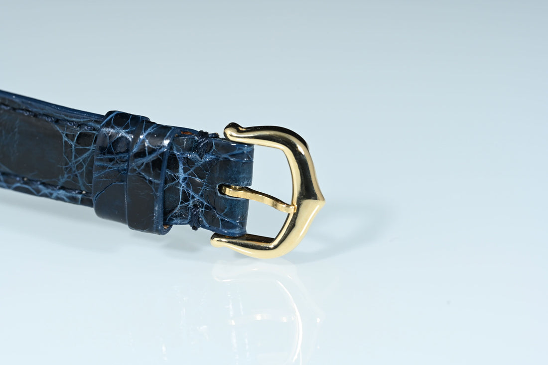 CARTIER | Tank Americaine 18 Kt Yellow Gold. Ref 1710 Cartier Box and Paper, 1996