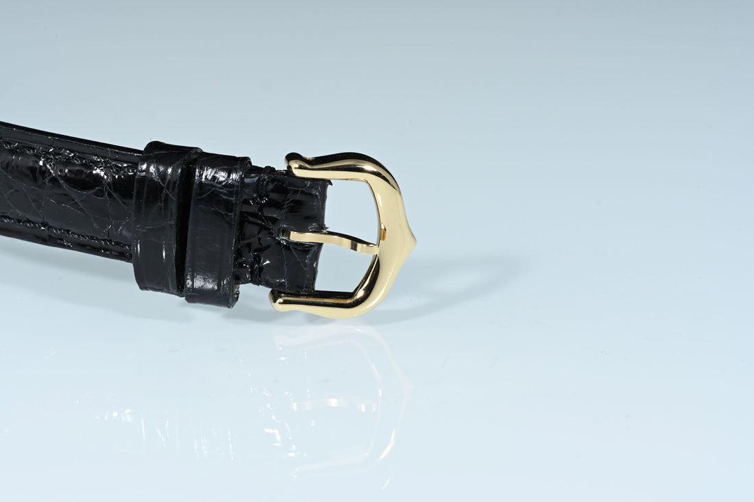 CARTIER | Dual Time tonneau quartz watch in 18K yellow gold. Cartier box, 1990s.