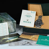Rolex | SUBMARINER DATE Ref. 16610 Acciaio, 40 mm. Scatola e Garanzia Rolex 1996