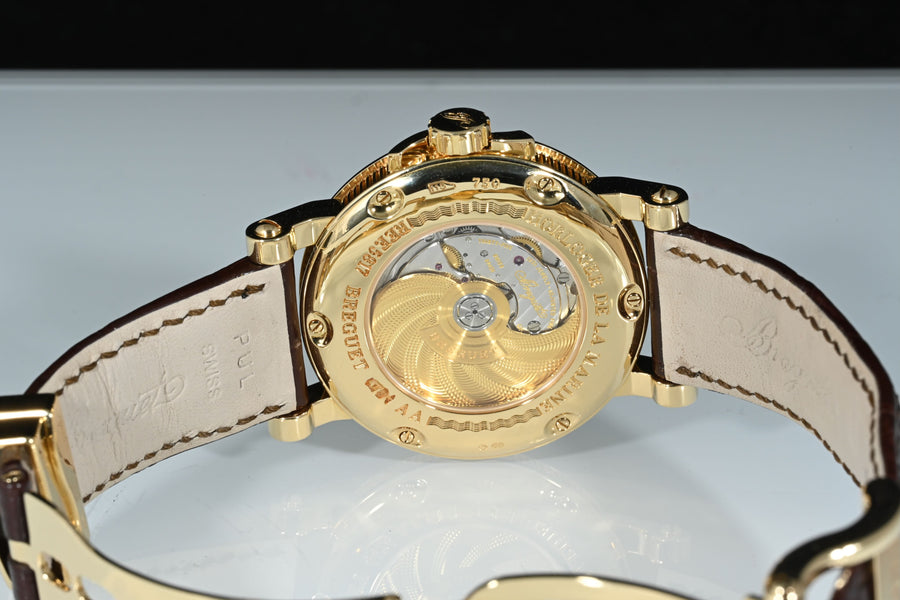 BREGUET | MARINE Ref. 5817BA Big date Automatic, 18 Kt yellow gold. 39 mm.