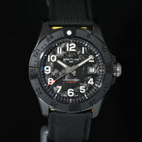 BREITLING | AVENGER Automatic 42 NIGHT MISSION Ceramica NUOVO Scatola e Garanzia Breitling, 11/2025