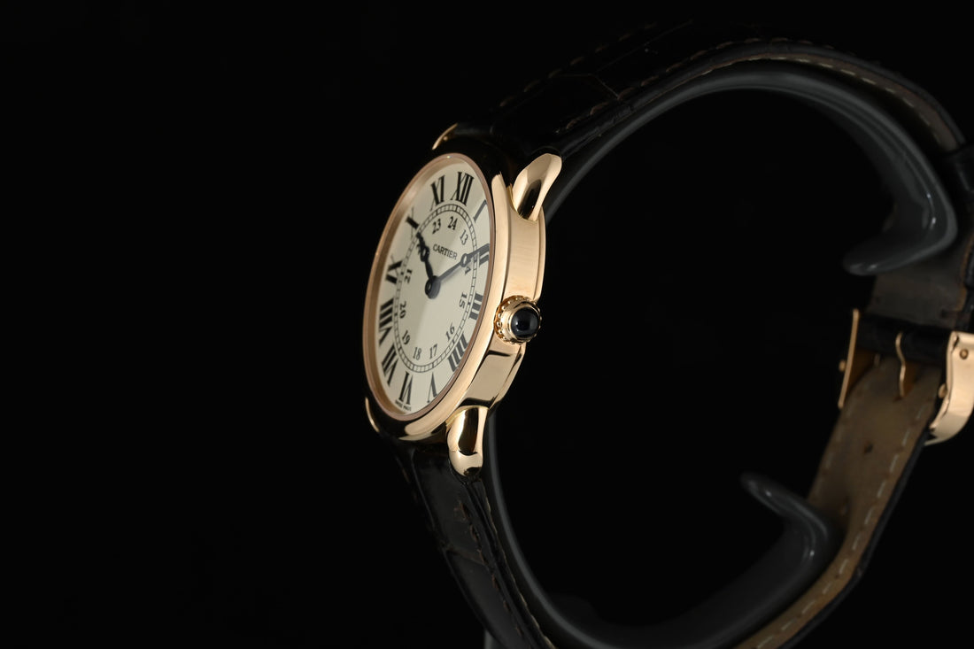 CARTIER | RONDE LOUIS de Cartier Ref. W6800151 18 Kt. Yellow Gold. 29 mm. Quartz Lady