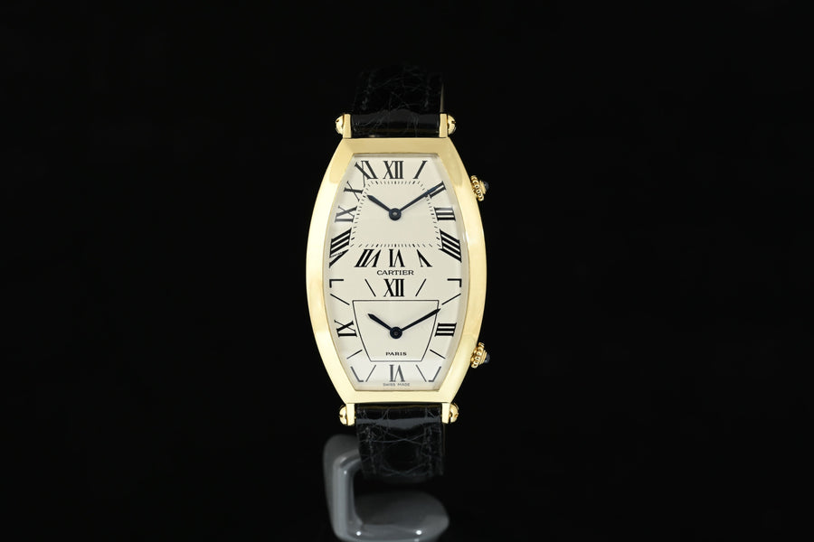 CARTIER | Dual Time tonneau Orologio al quarzo in oro giallo 18 Kt. Scatola Cartier, anni ‘90
