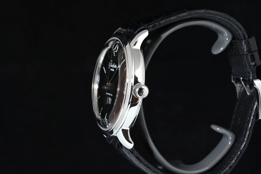 GLASHUTTE | Sixties Panorama Date Steel 42 mm. Automatic Ref. 2-39-47-03-02-04