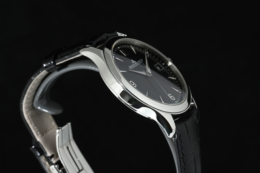 JAEGER-LECOULTRE | Master Control Date Automatic Black dial, 39 mm. Acciaio Ref. Q1548470