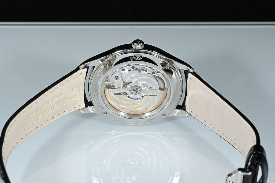 JAEGER-LECOULTRE | Master Control Date Automatic Black dial, 39 mm. Acciaio Ref. Q1548470