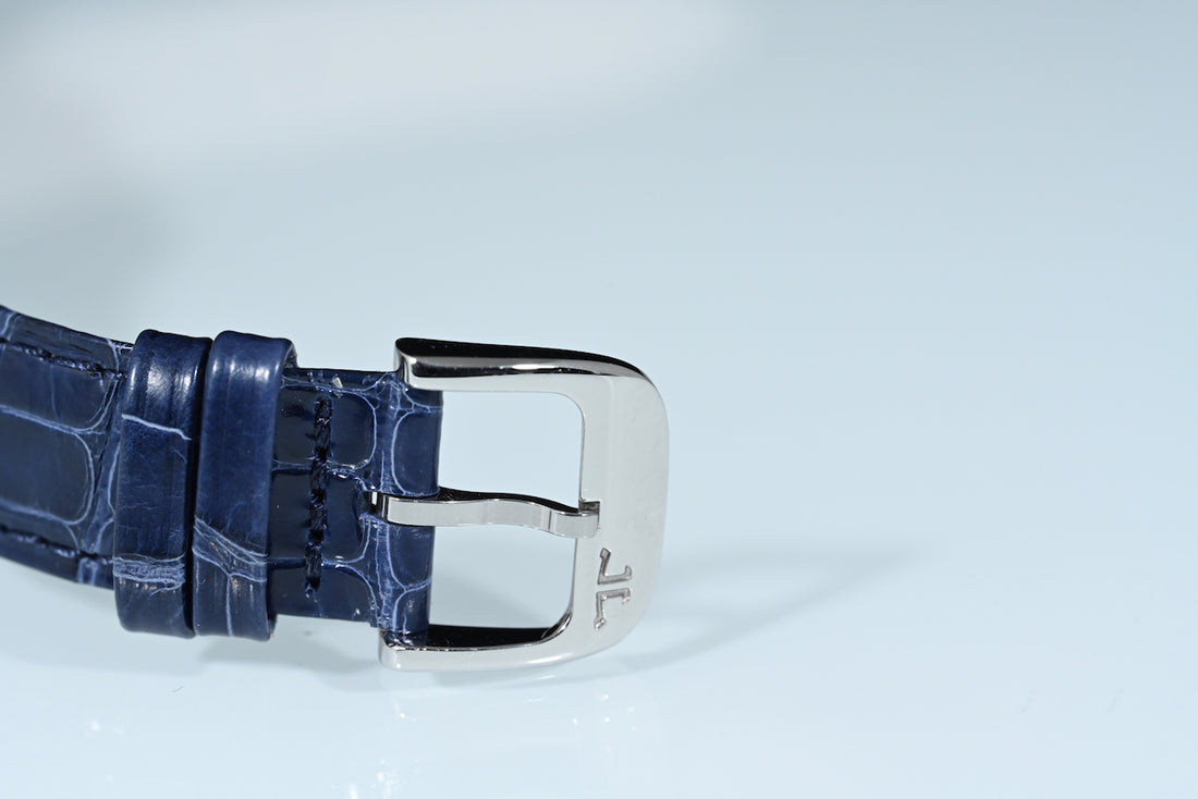 Jaeger-LeCoultre | REVERSO Classic Small, Quarzo Scatola e Garanzia Jaeger-LeCoultre, 2022 Ref. Q2618540