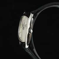 JAEGER-LECOULTRE | Orologio Tonneau in oro bianco 18 Kt. Anni ’70 Carica manuale