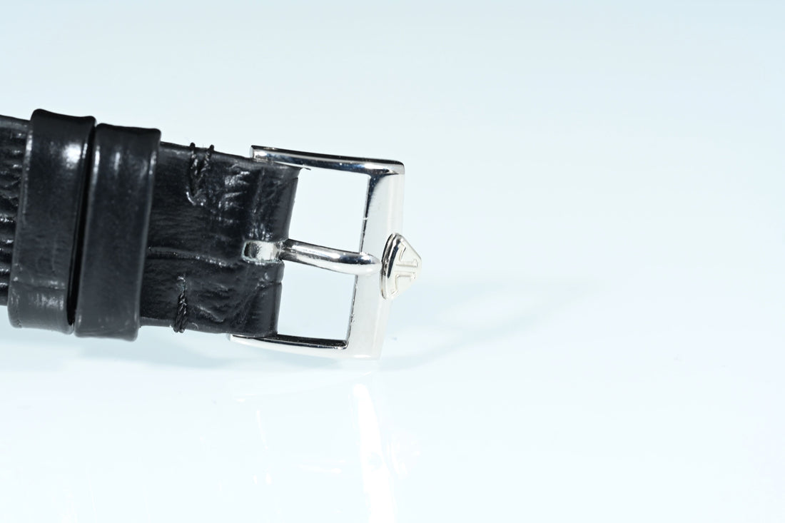 JAEGER-LECOULTRE | Orologio Tonneau in oro bianco 18 Kt. Anni ’70 Carica manuale