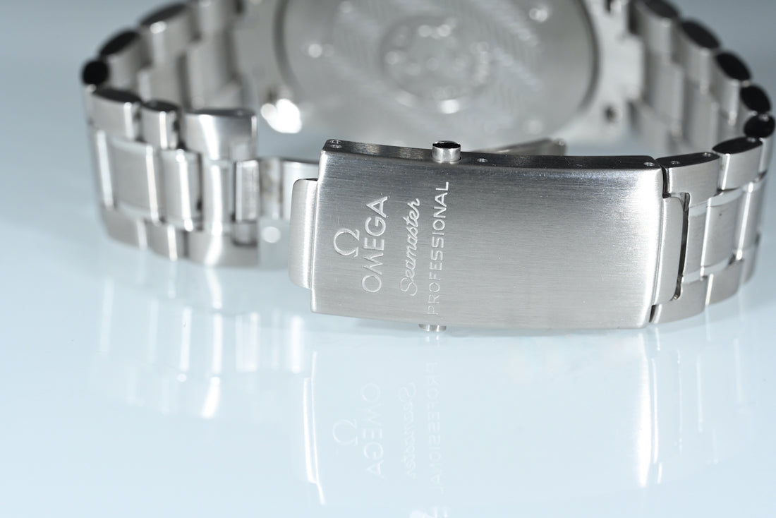 OMEGA | SEAMASTER 300m GMT Great White Steel, 41 mm. Ref. 2538.20.00