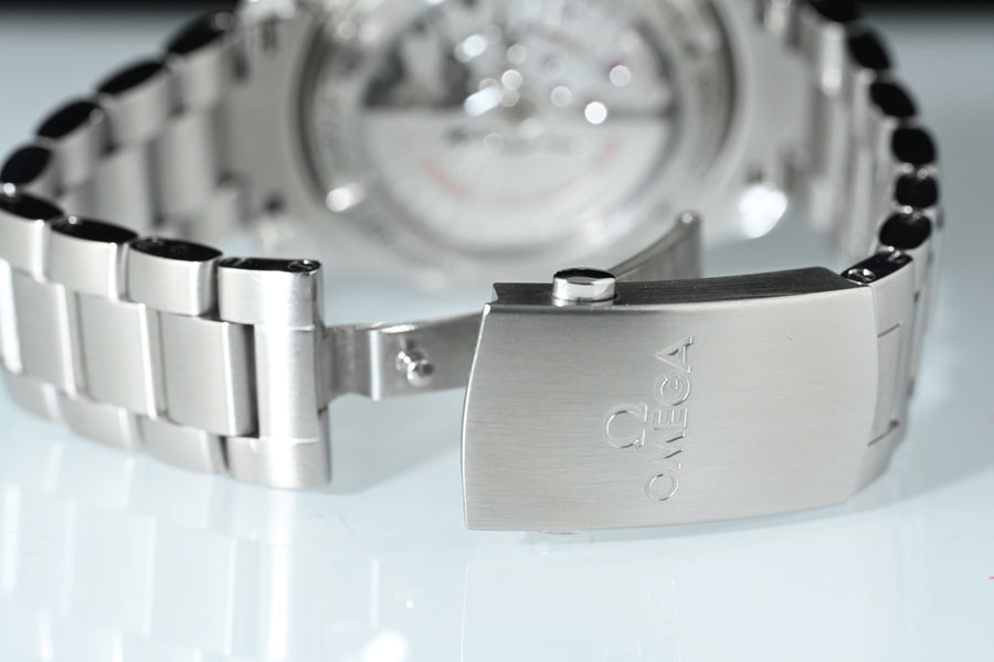 OMEGA | SEAMASTER PLANET OCEAN 600 M, 42 mm. Steel Ref. 232.30.42.21.01.002 Year 2012