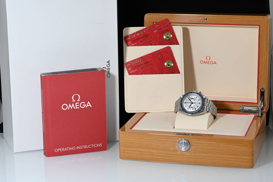OMEGA | Speedmaster Two Counters CHRONOSCOPE, 43 mm. Steel 329.30.43.51.02.001 Box and Papers, 2023
