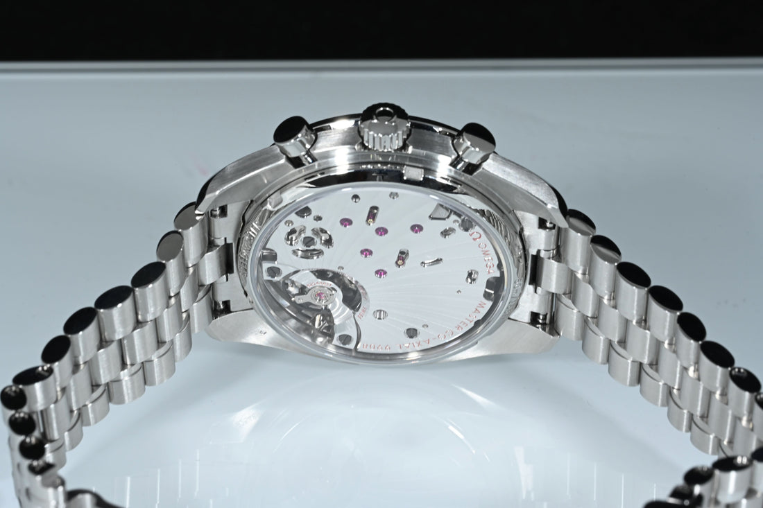 OMEGA | Speedmaster Two Counters CHRONOSCOPE, 43 mm. Steel 329.30.43.51.02.001 Box and Papers, 2023