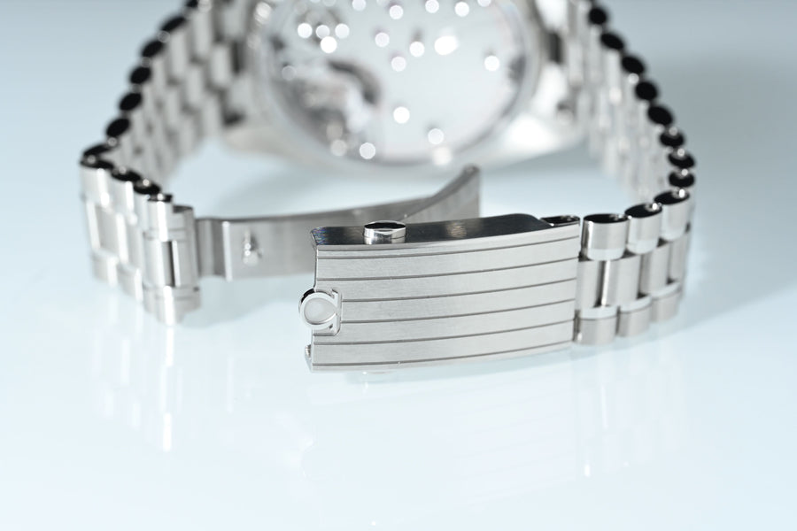 OMEGA | Speedmaster Two Counters CHRONOSCOPE, 43 mm. Steel 329.30.43.51.02.001 Box and Papers, 2023