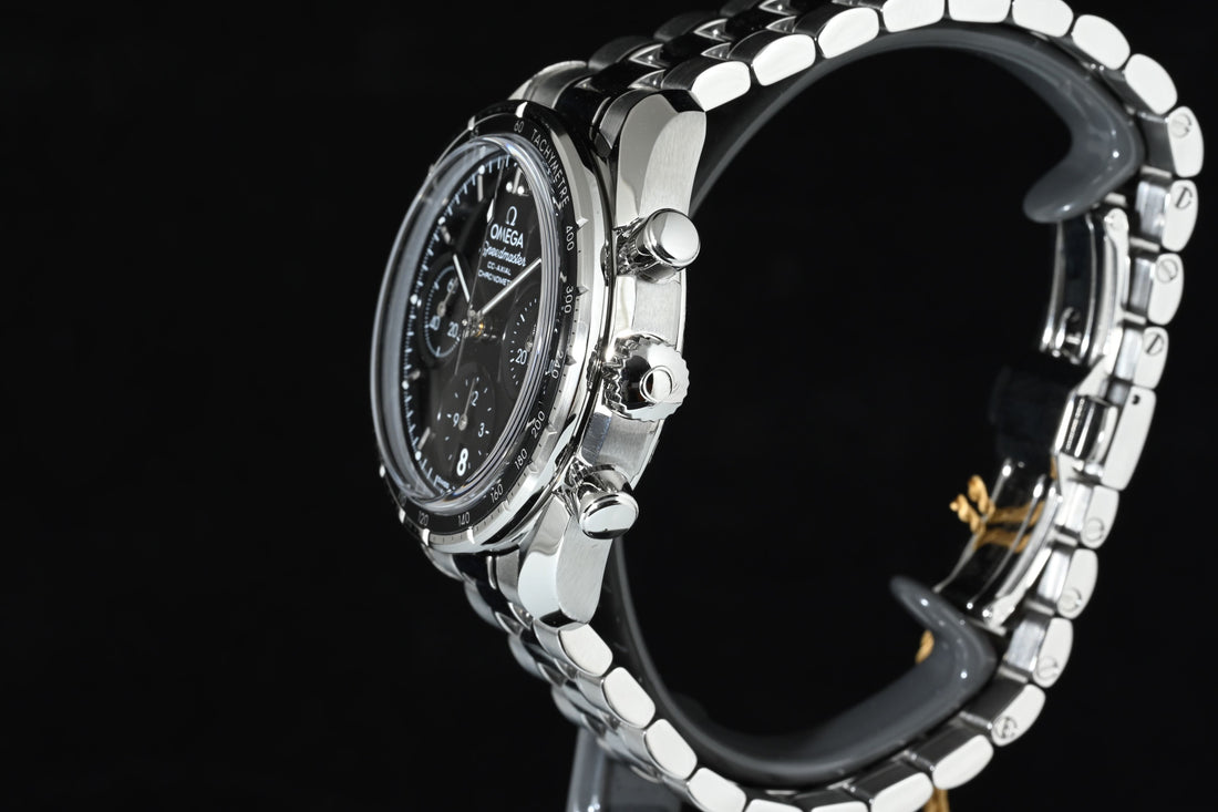 OMEGA | Speedmaster 38, Co-Axial Chronometer, Ref. 324.30.38.50.01.001 Scatola e Garanzia Omega, 2021
