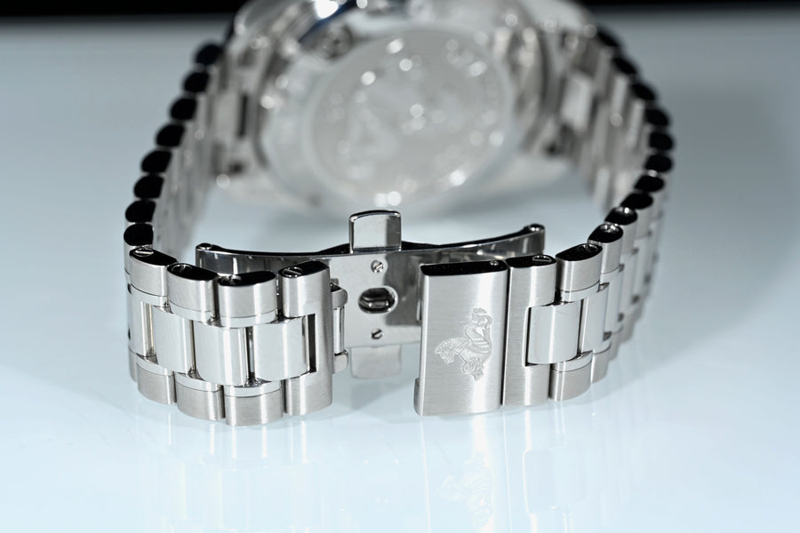 OMEGA | Speedmaster 38, Co-Axial Chronometer, Ref. 324.30.38.50.01.001 Scatola e Garanzia Omega, 2021
