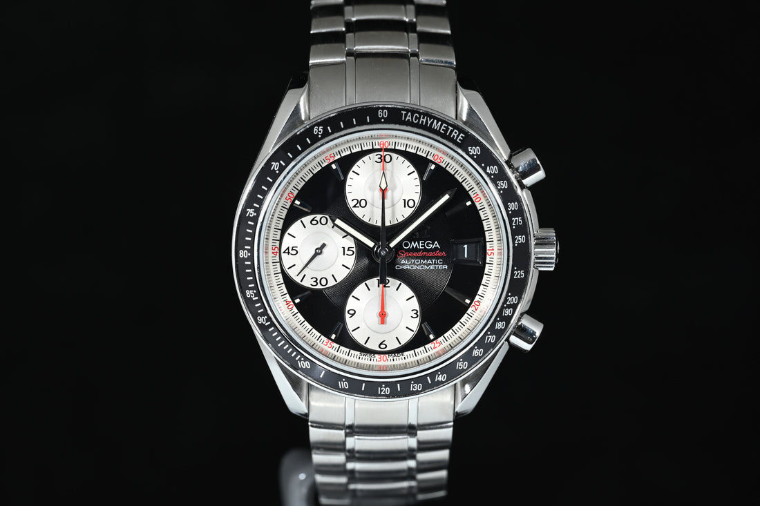OMEGA | Speedmaster Date Automatic Chronograph ‘Reverse Panda, Acciaio, 40 mm. Anno 2007 Ref. 3210.51.00