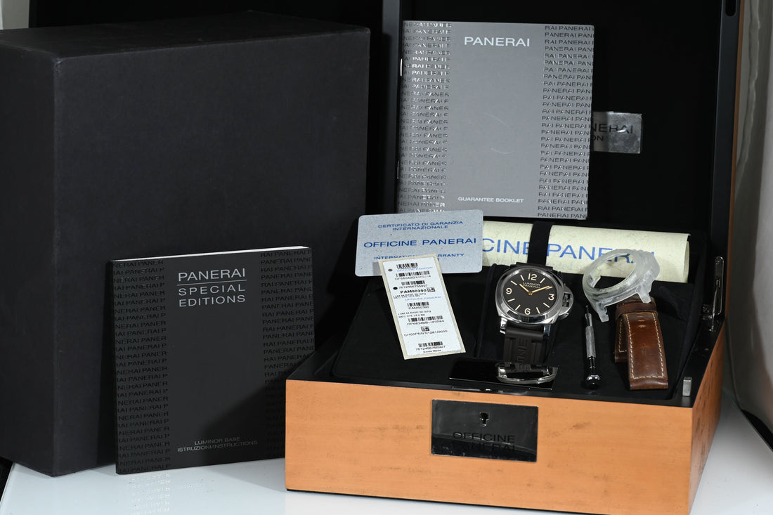 PANERAI | Lumino Base 44 mm. PAM00390 OP6834 Limited Edition 2000 pieces Panerai box and papers, 2012