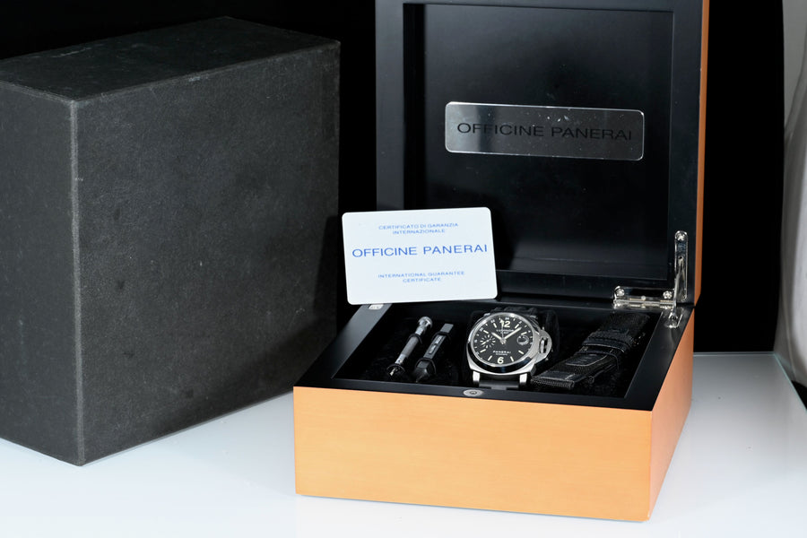 PANERAI | LUMINOR GMT Black Automatic 40 mm. PAM00244 OP6768 Scatola e Garanzia Panerai 2013