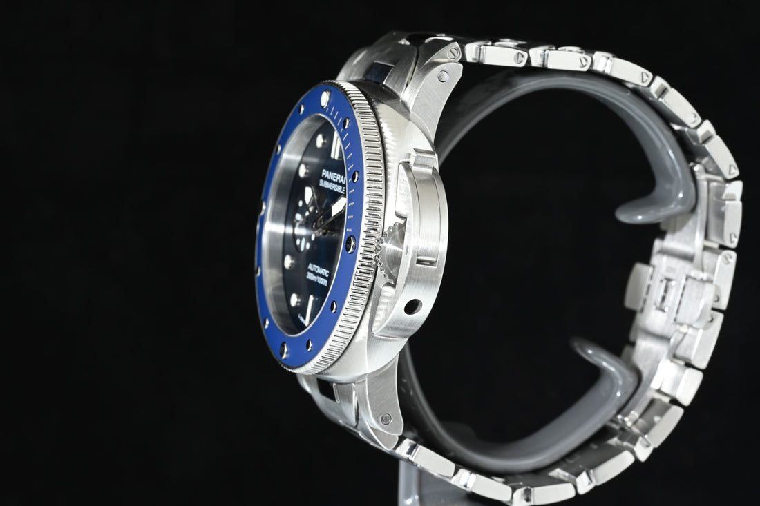 PANERAI | SUBMERSIBLE Midnight blue dial  Automatic Ref. PAM01068, Steel 43 mm. Panerai Box and Papers, 2022