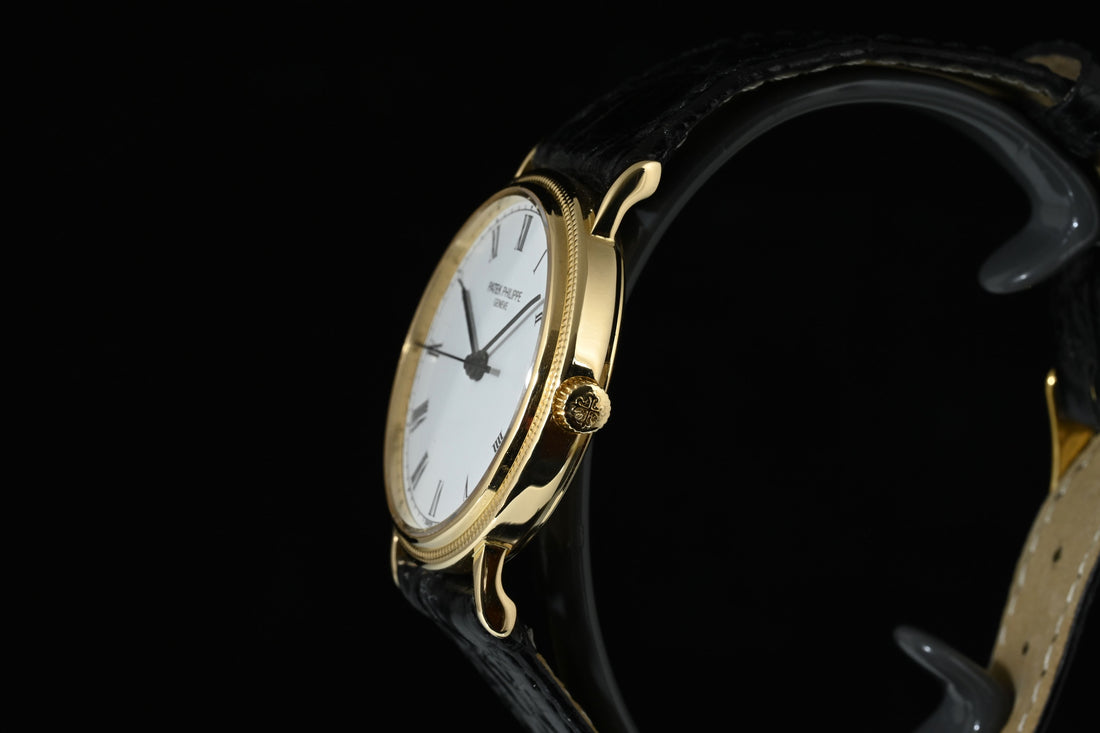 PATEK PHILIPPE | Calatrava Oro giallo 18 Kt.,  33 mm. Ref. 3802 Carica automatica Anni ‘90