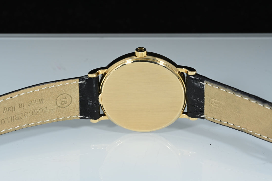 PATEK PHILIPPE | Calatrava Oro giallo 18 Kt.,  33 mm. Ref. 3802 Carica automatica Anni ‘90