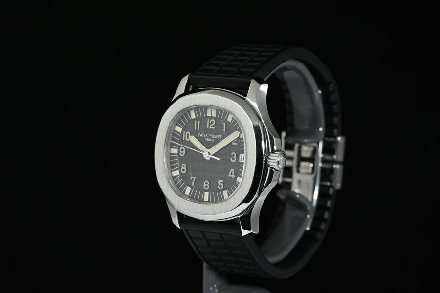 PATEK PHILIPPE | AQUANAUT Automatic Acciaio, 35 mm. Ref. 5060A-001 Scatola e Garanzia, 1998
