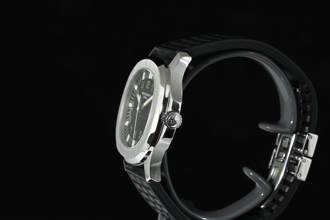 PATEK PHILIPPE | AQUANAUT Automatic Acciaio, 35 mm. Ref. 5060A-001 Scatola e Garanzia, 1998