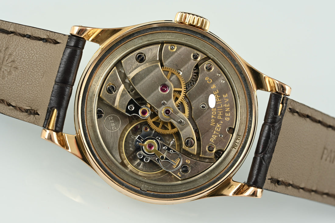 PATEK PHILIPPE | CALATRAVA 18 Kt. Rose Gold, 35 mm. Manual Winding Year 1953 Patek Box and Extract from Archive