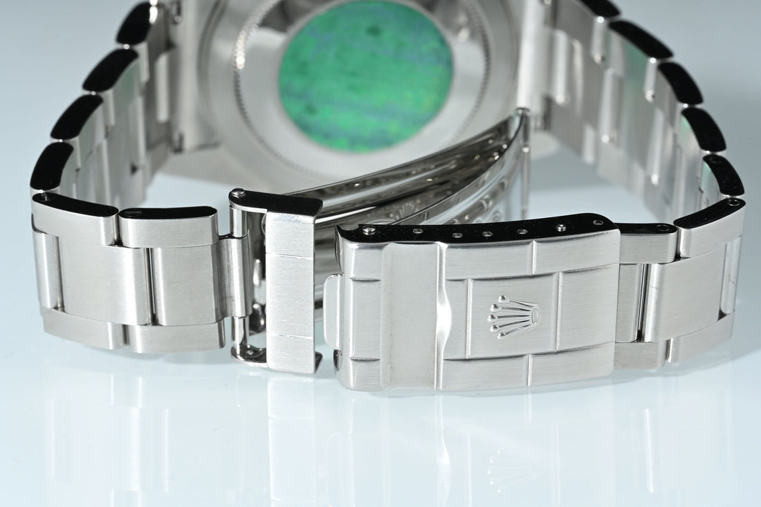 ROLEX | EXPLORER II Ref. 16570 Black Dial | Rolex Box and Papers, 2005 Never Polished