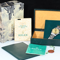 Rolex | Oyster Perpetual DATE Quadrante champagne Automatico, Acciaio, 34 mm. Ref. 15000 Scatola e garanzia Rolex 1989