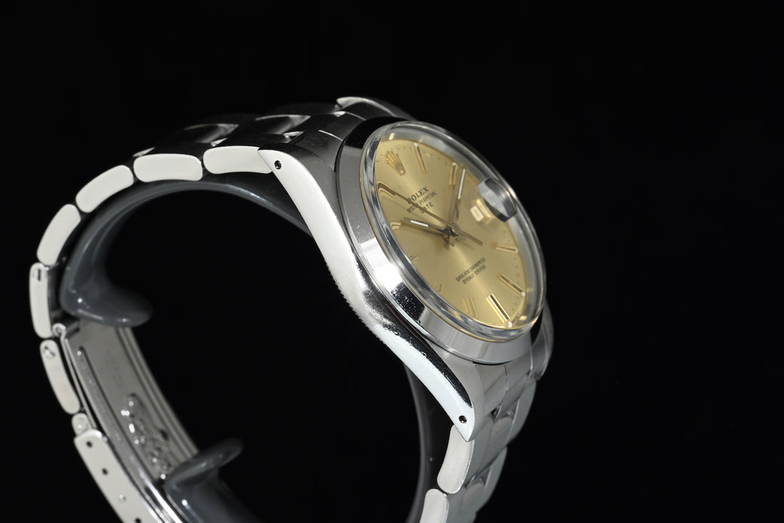 Rolex | Oyster Perpetual DATE Quadrante champagne Automatico, Acciaio, 34 mm. Ref. 15000 Scatola e garanzia Rolex 1989