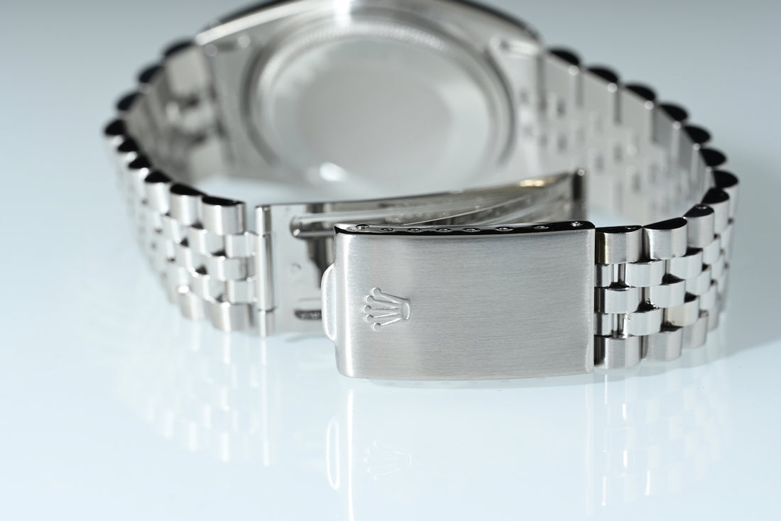 ROLEX | Oyster Perpetual DATEJUST 36 mm. Ref. 1601 Steel/White gold bezel | Year 1976 Grey dial