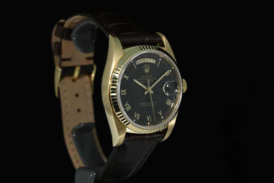 Rolex | Oyster Perpetual Day-Date Ref. 18038 Black dial Oro giallo 18 Kt. Scatola Rolex 1979