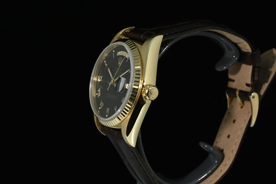 Rolex | Oyster Perpetual Day-Date Ref. 18038 Black dial Oro giallo 18 Kt. Scatola Rolex 1979