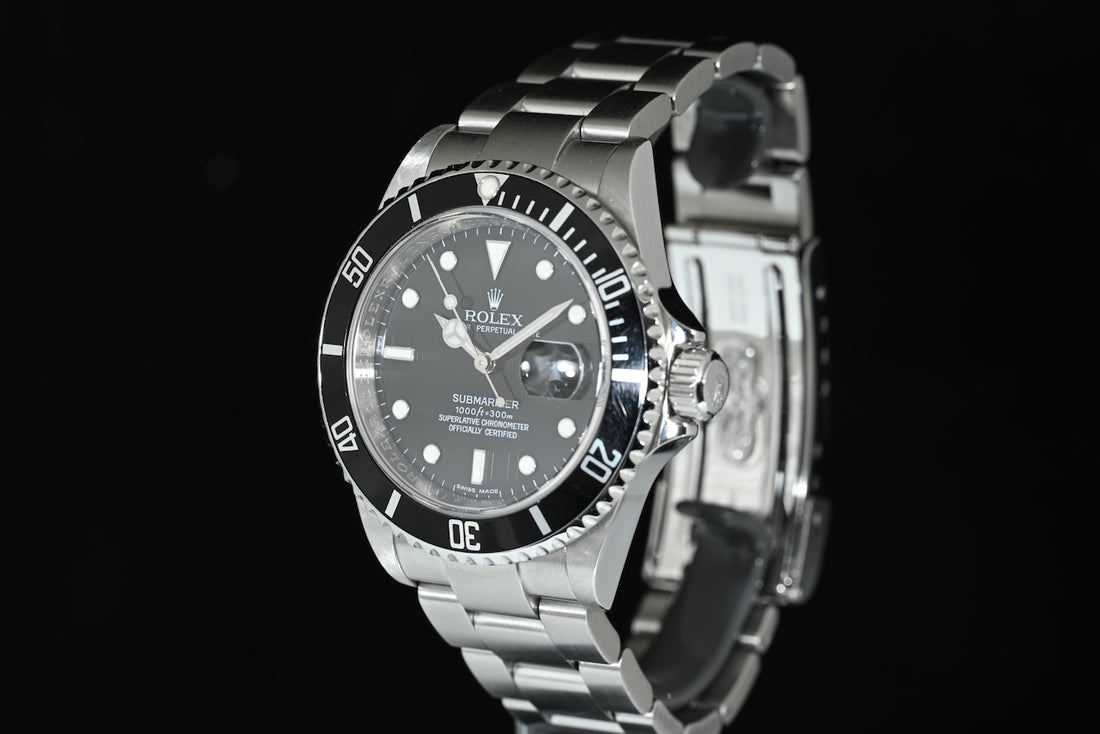 Rolex | SUBMARINER DATE RRR Ref. 16610 Steel, 40 mm. Rolex Box and papers 2008