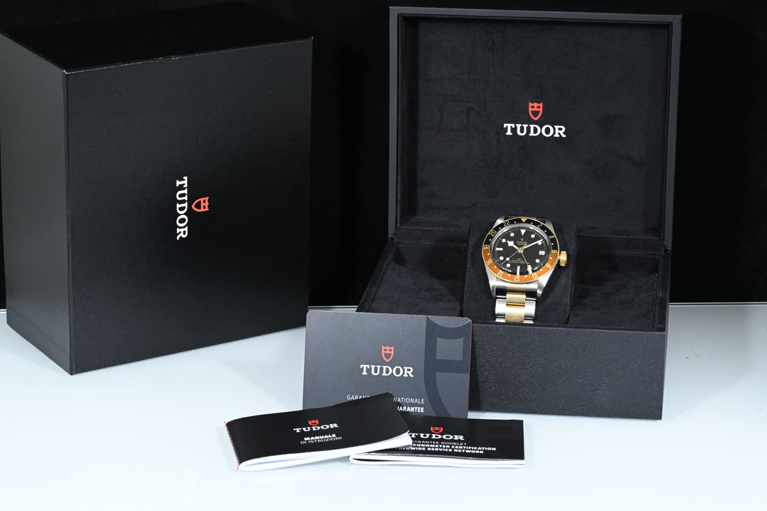 TUDOR | BLACK BAY GMT Ref. M79833MN Scatola e Garanzia Tudor 2022 | Acciaio/Oro, 41 mm.