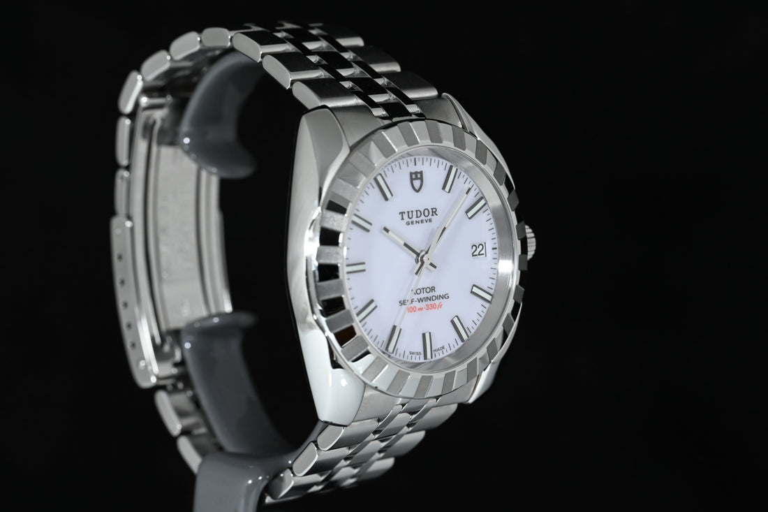 TUDOR | Classic Automatic 38mm. Steel Ref. 21010