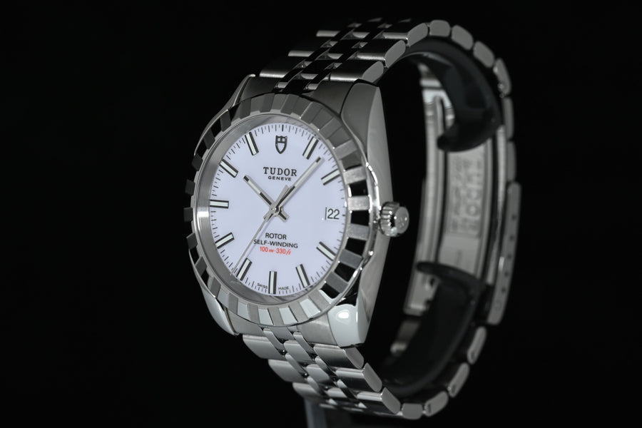 TUDOR | Classic Automatic 38mm. Steel Ref. 21010