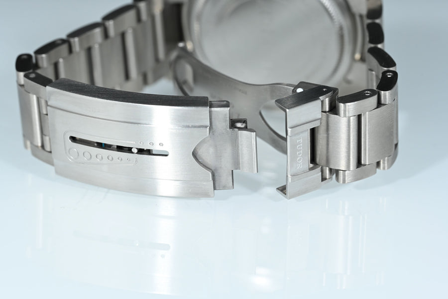 TUDOR | PELAGOS LHD Titanium, 42 mm. Ref. M25610TNL Tudor box and papers, 10/2024