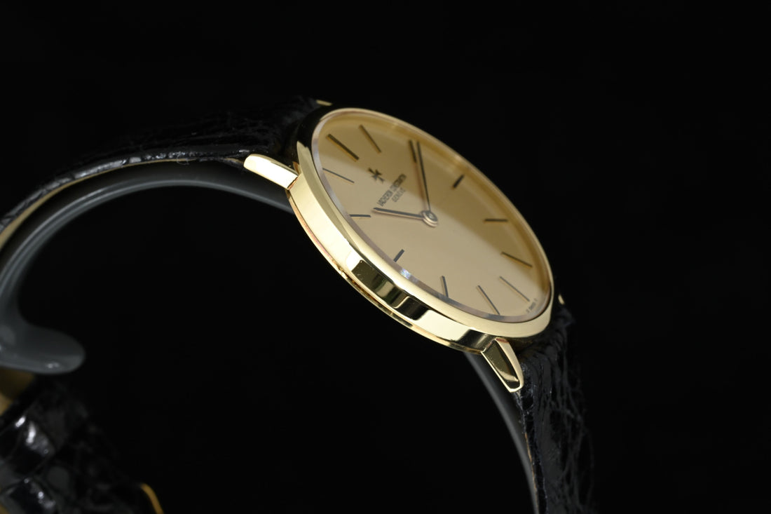 VACHERON CONSTANTIN | Patrimony Classic, 18 kt yellow gold. 31 mm. Manual winding Box and papers, 1981 Ref. 39015