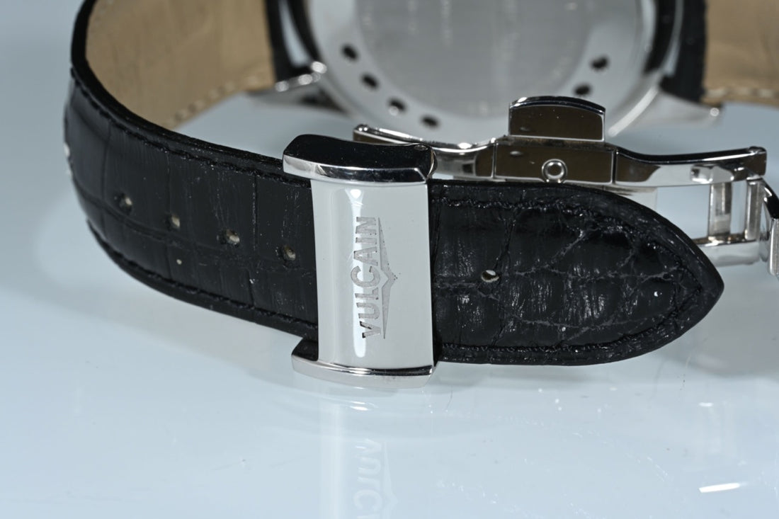 Vulcain | Aviator Certified Cricket GMT Mechanical Alarm - Alarm Clock | Steel Ref. 100108.028 Vulcain Box 2014